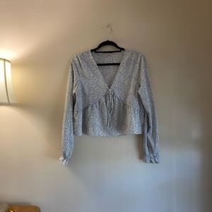 Shein Long Sleeve Top size M